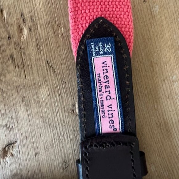 Vineyard Vines Embroidered Whales Canvas Club Belt - Picture 2 of 3